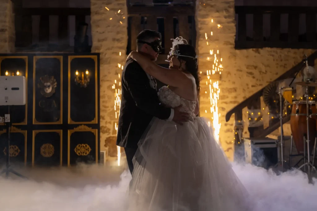 Mariage bal masqué : le guide pour une soirée réussie